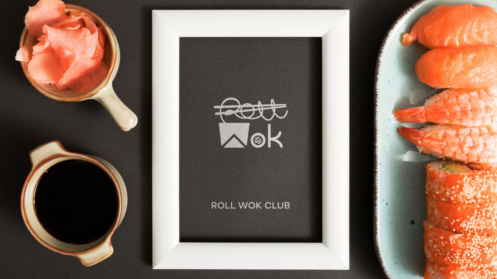 Разработка логотипа суши-бара «Roll Wok Club» в Первомайске