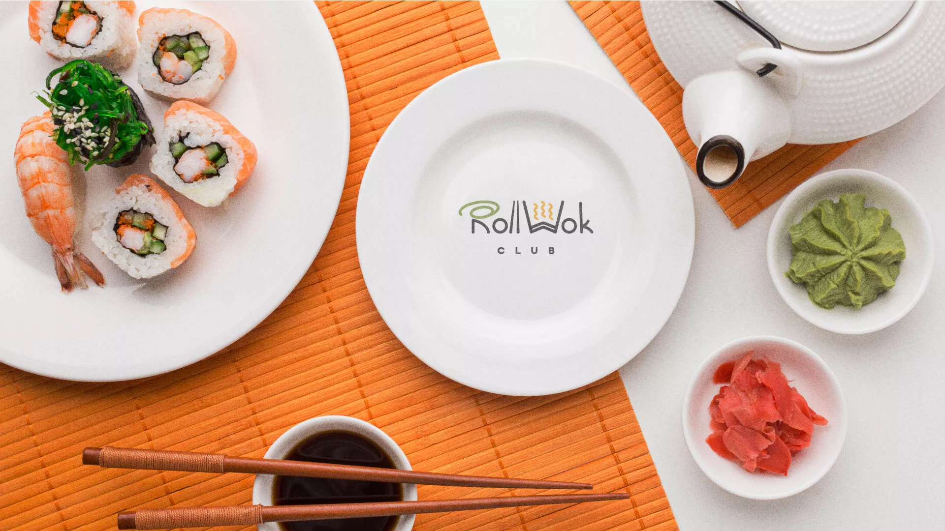 Разработка логотипа и фирменного стиля суши-бара «Roll Wok Club» в Первомайске